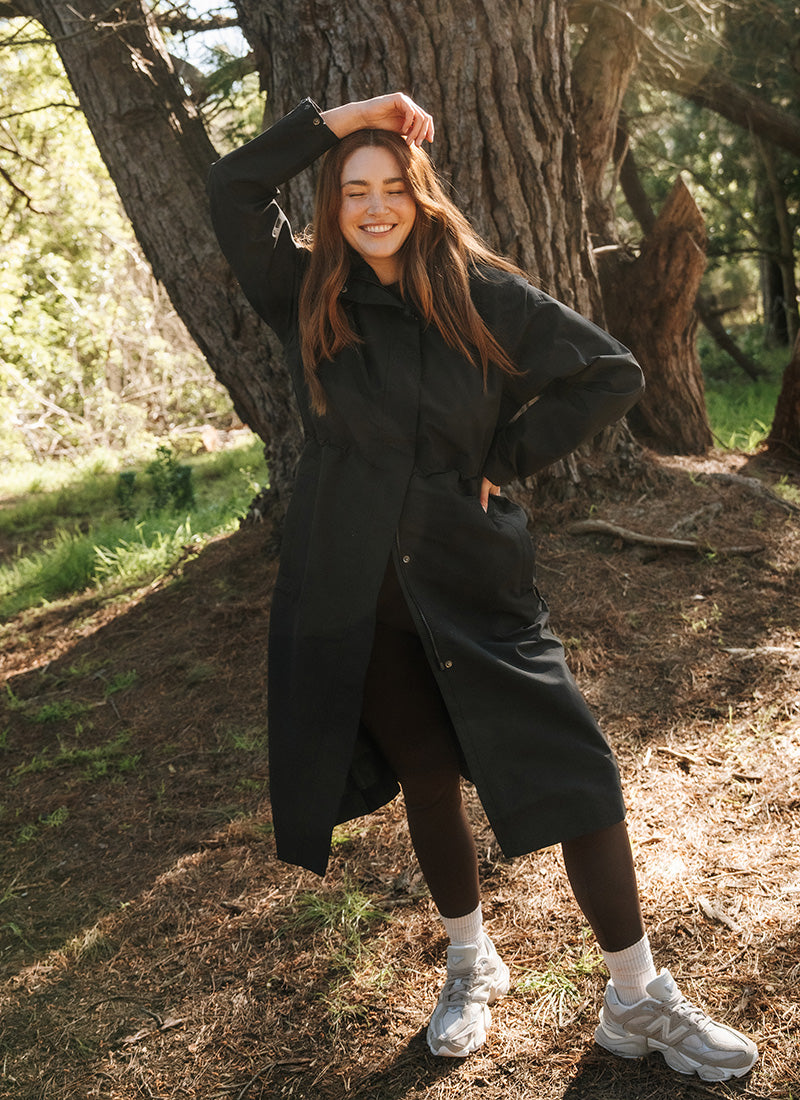 AmbleOutdoorsWomensOverlandWaterproofJacketPlainBlack.jpg