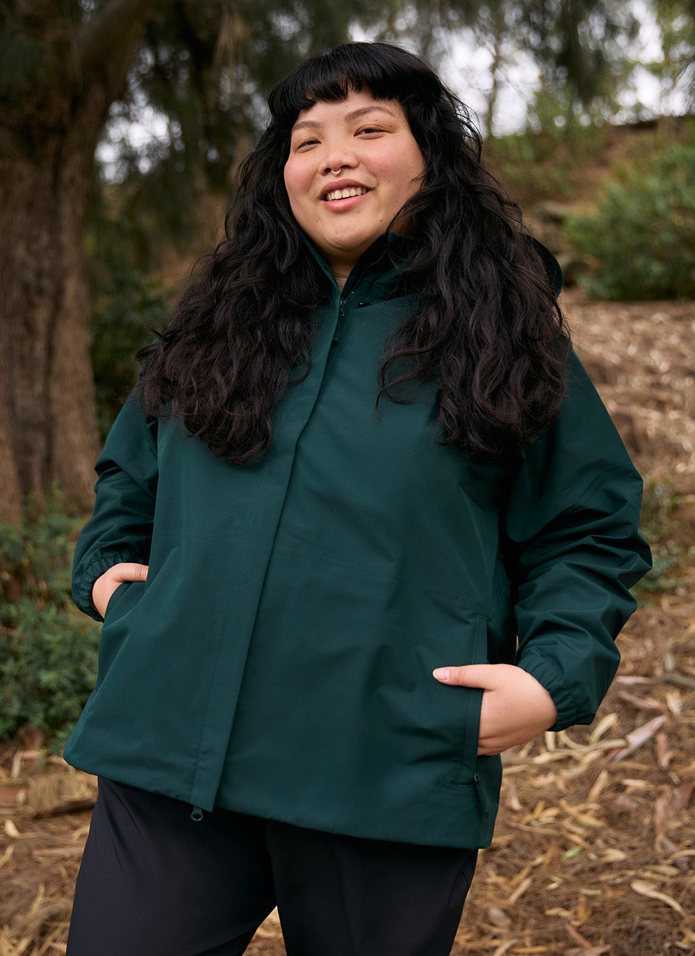 Nadia wears 3XL (size 20 AU)