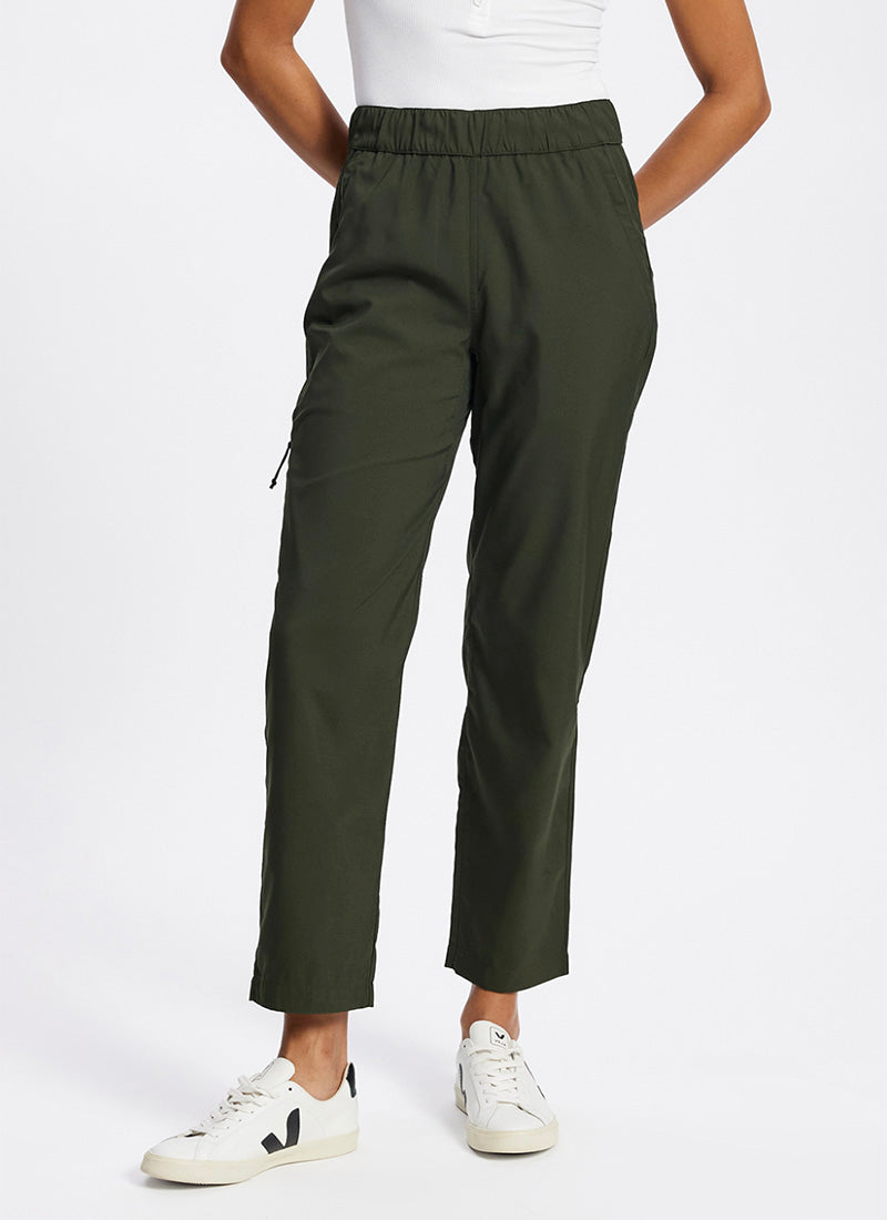 SundialPantMoss_421b662e-97fa-4016-9fc5-3d38aff42f12.jpg